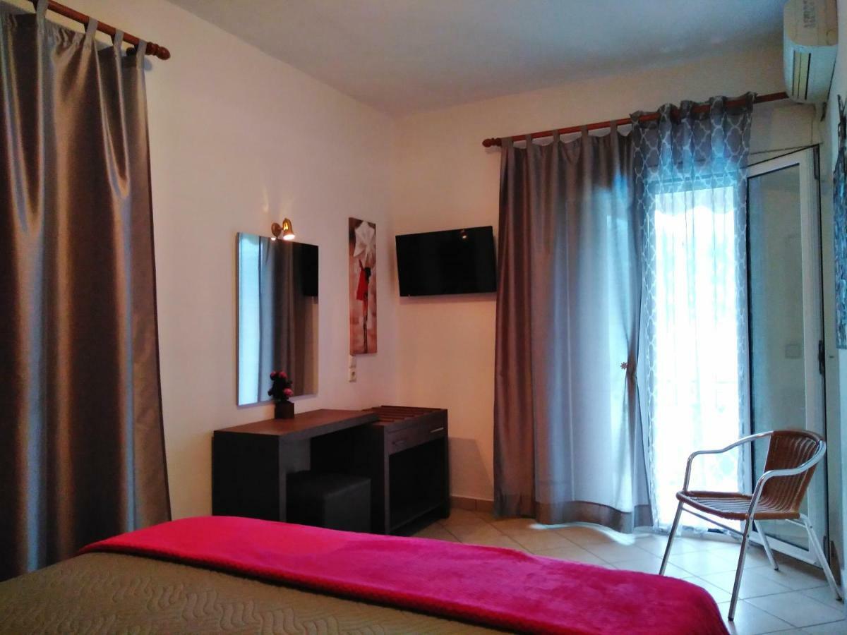 Stella 'S Sea Front Apartments Yénion 외부 사진